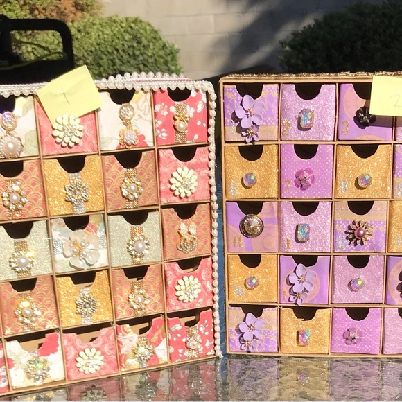 Selection of two bling 25 drawers in Red theme or Lavender theme